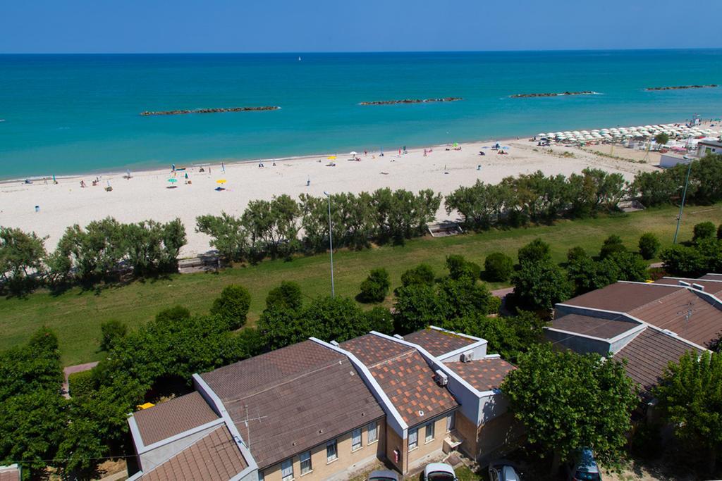 Residence Casabianca Порто-Сан-Джорджо Екстер'єр фото